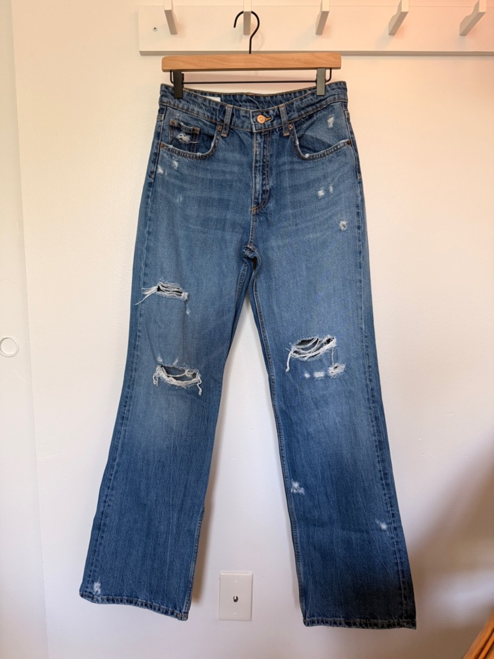 ZARA High-Rise Straight Leg Distressed Women's Jeans - Size 6